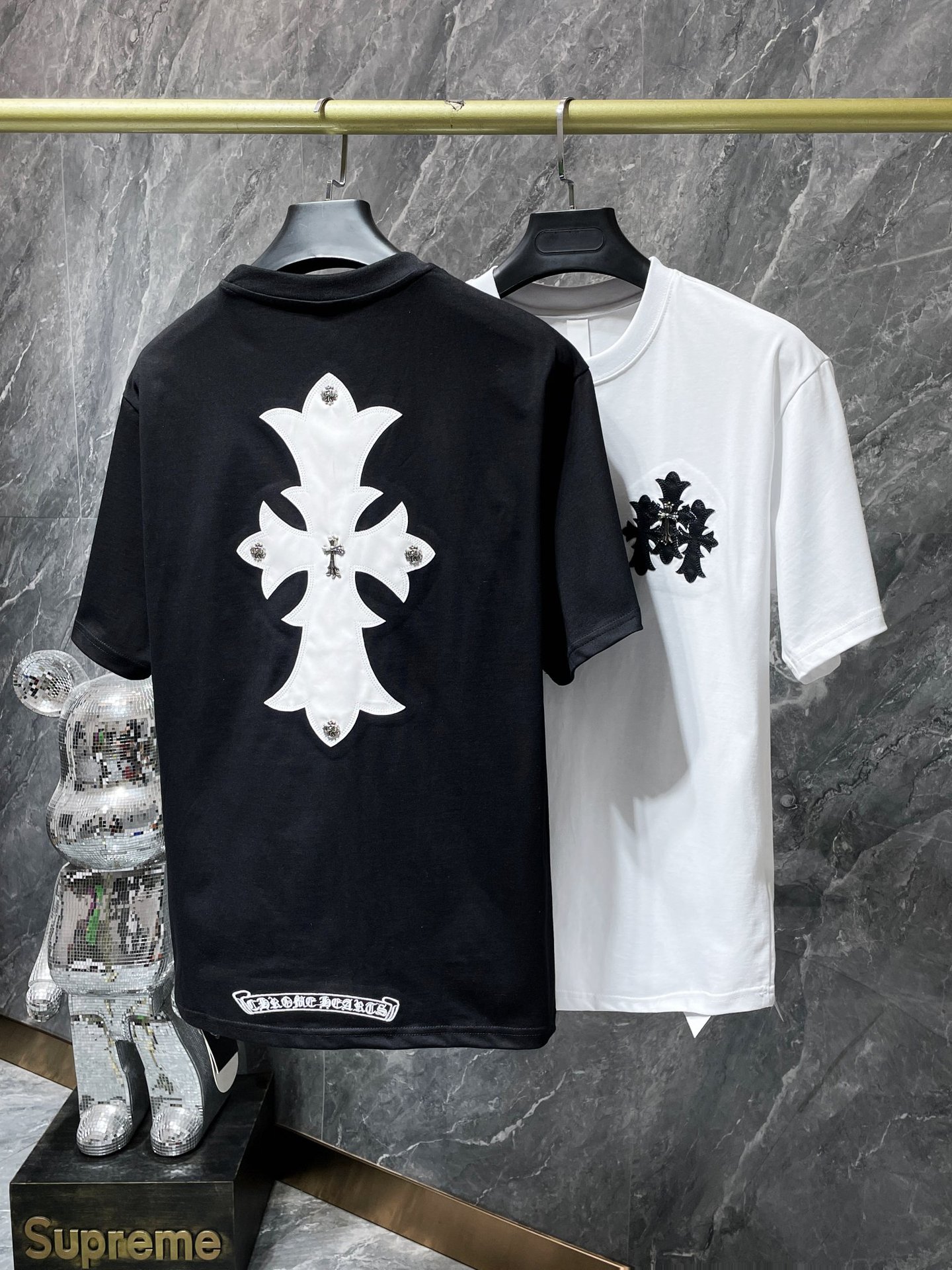 クロムハーツ　半袖　Sサイズ Chrome Hearts クロムハーツ モダンデザイン シックな半袖