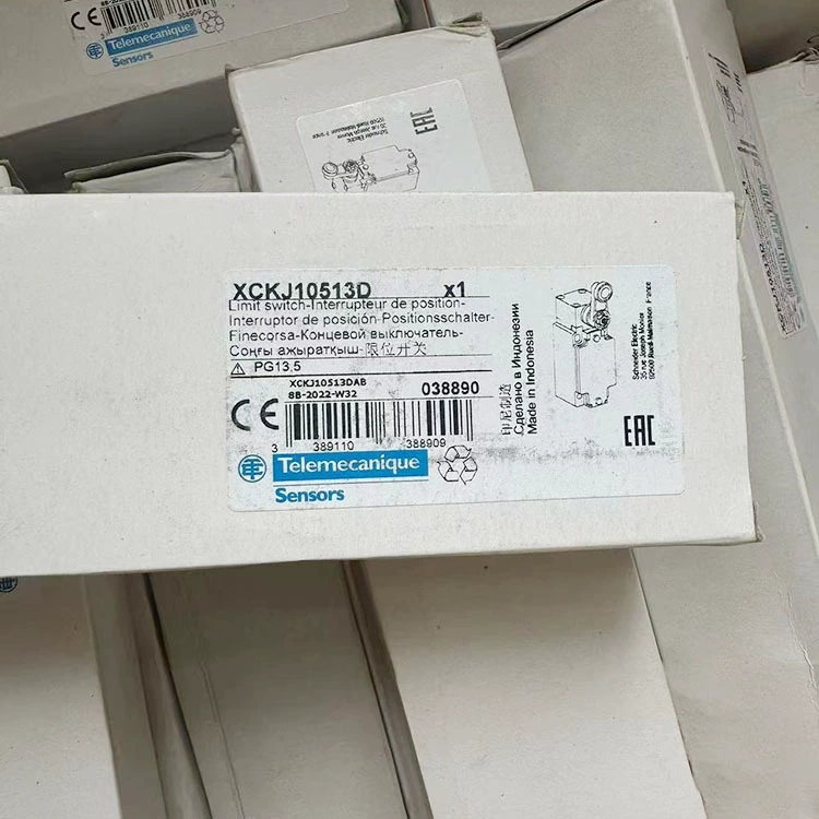 XCKJ110513 / XCKJ110513H29 Schnee / немецкий концевой выключатель новый оригинальный аутентичный