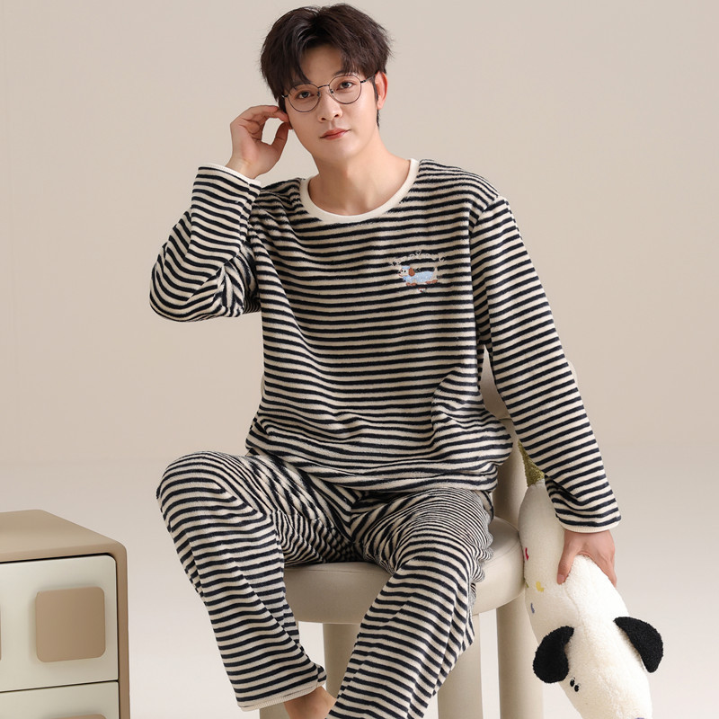 Pajamas Men's Winter Poll Fleece Thickened fleece-lined Coral Fleece Autumn and Winter Men's Outer Wearing Home Clothes suit