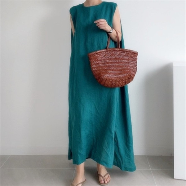 Summer long vest sleevless with a round collar