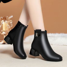 圆头中跟短靴女单靴真皮2023年短筒牛皮时尚加棉粗跟时装靴子棉靴