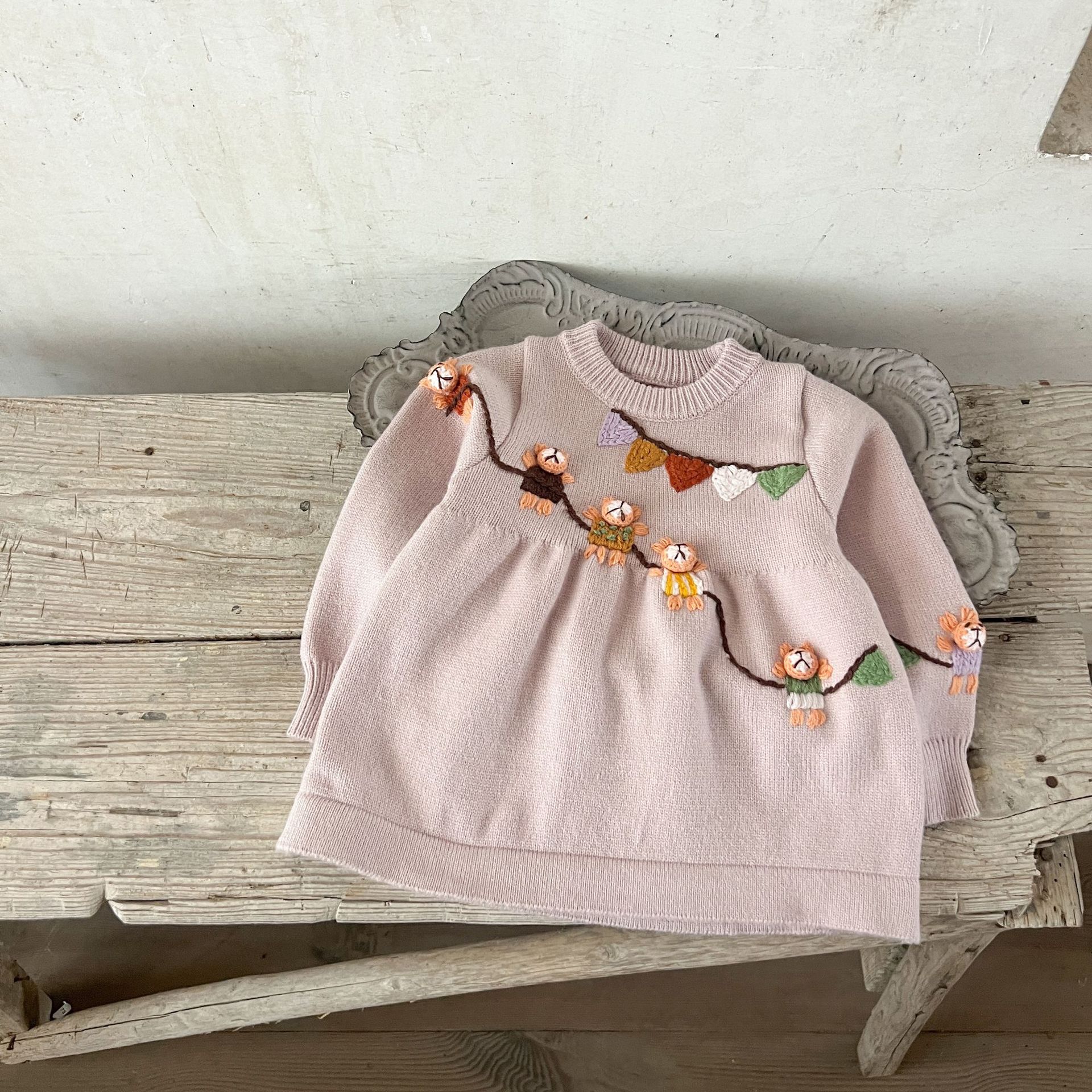 Ins niñas coreanas algodón de lana estereoscópica bordada calentamiento de invierno de otoño vestido suave