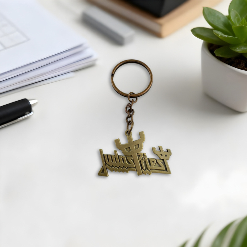 British Heavy Metal Band Judas Priest Enamel Keychain 50Th Anniversary Keyring Rock Atmosphere Pendant British Heavy Metal Band Judas Priest Enamel Keychain 50Th Anniversary Keyring Rock Atmosphere Pendant