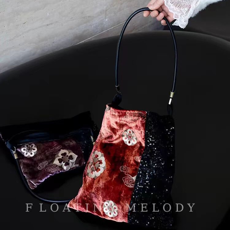 Beautiful New Chinoiserie Forbidden City Red Velvet Bronzing Sequin Zipper Shoulder Bag Flobtingmelady Floating Moon Song