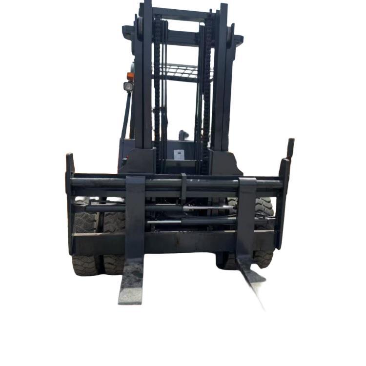 Usado 10 toneladas de carretilla elevadora alta calidad 10 toneladas de carretilla elevadora alta 4 metros con horquilla de ajuste de distancia alta calidad
