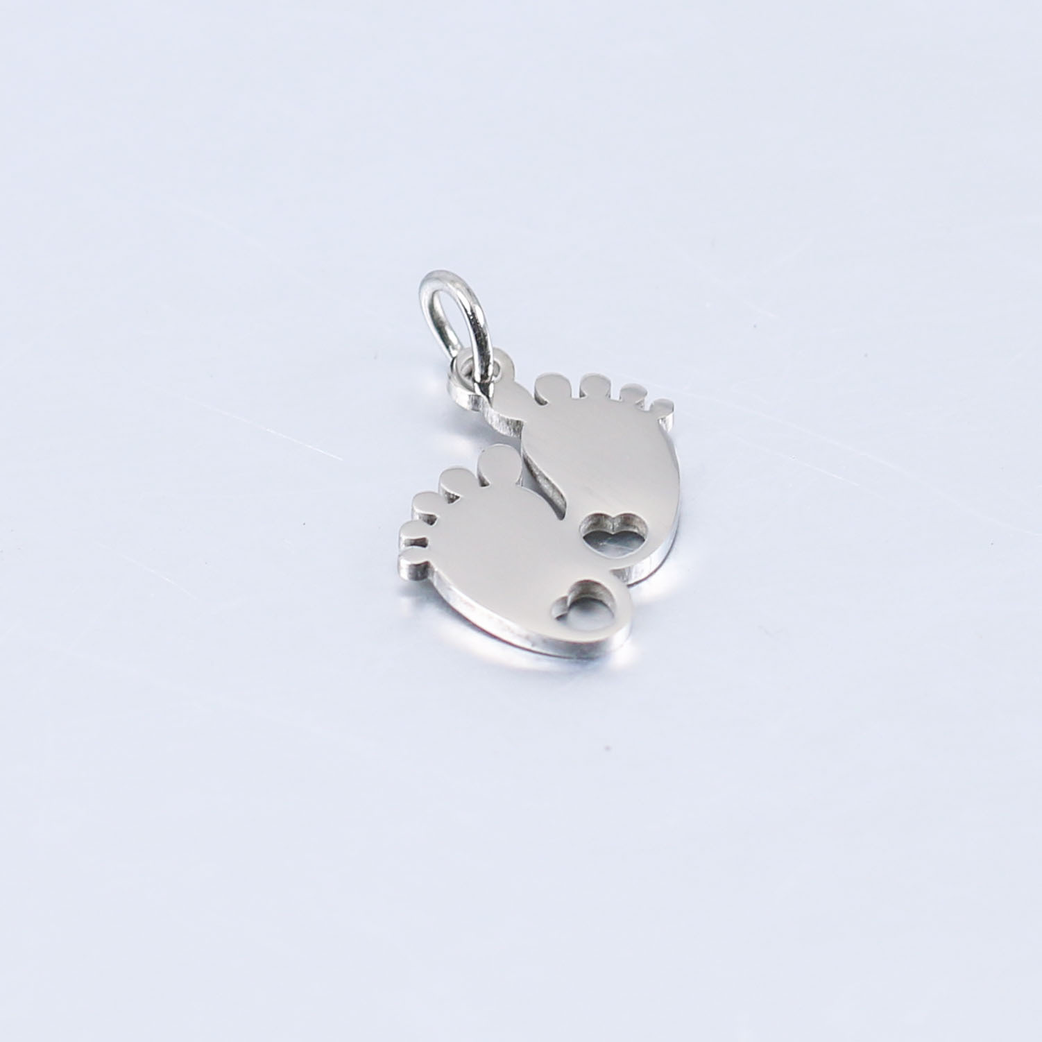 27g Weight Pendant Jewelry Making Type DIY Jewelry Accessories Classification 5 PCS/Package Quantity 304 Stainless Steel Material Foot Pattern Plating Design Cute Style 5 PCS/Package 304 Stainless Steel Foot Pendant 7