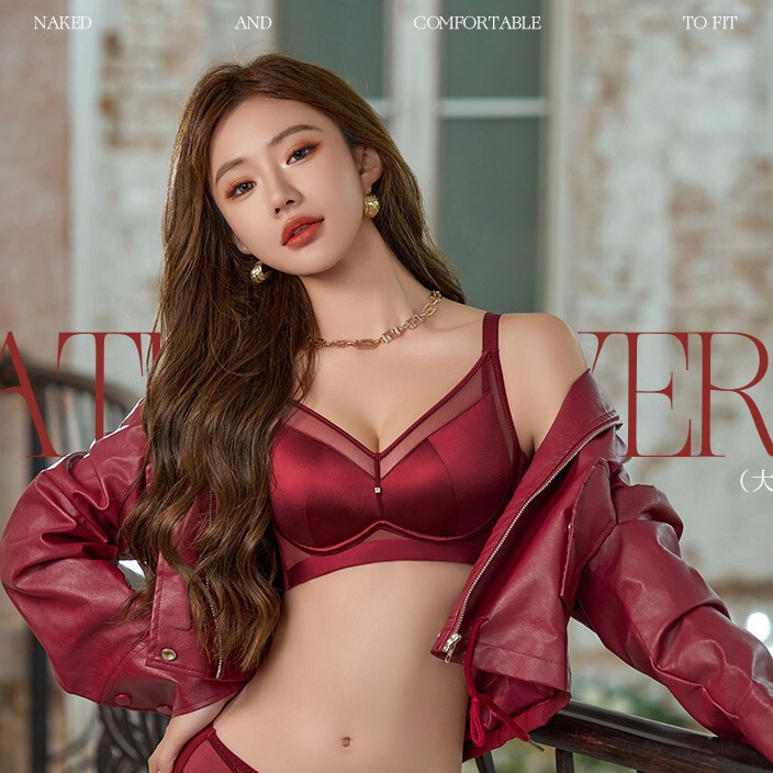 French-style Satin Mesh Medium-thick Cup Bra Women's Mulberry Silk Non-steel Ring Gathering Lace Top Top High-grade Red Underwear