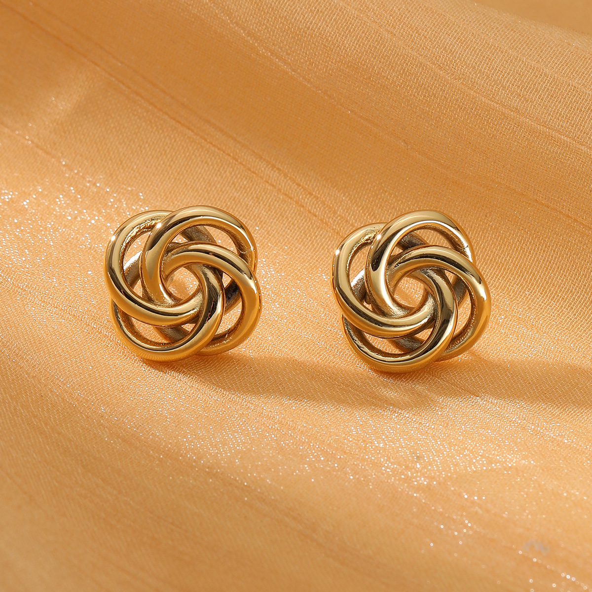 PVD Coated Real Gold Plated Geometric Solid Color 304 Stainless Steel Simple Style Waterproof Non Tarnish Ear Studs display picture 7