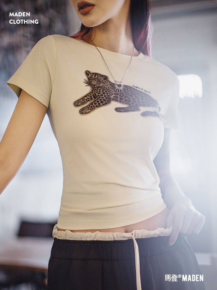 White retro sexy short sleeve T-shirt
