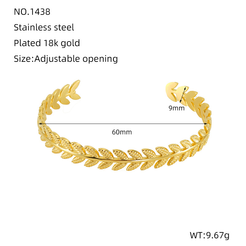 Personalidad tendencia de moda de acero de titanio brazalete de apertura mujer INS viento exagerado irregular C brazalete al por mayor en stock