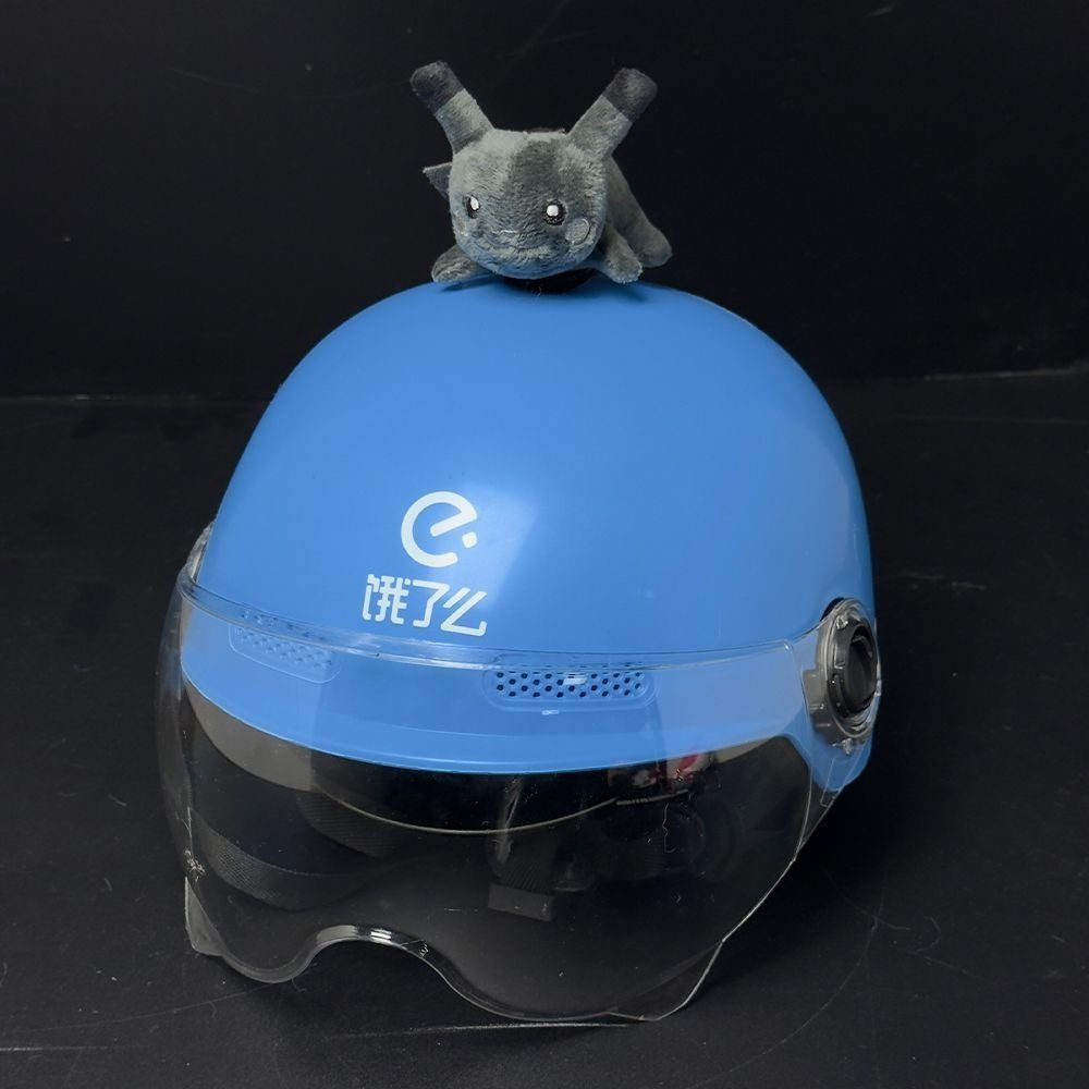Garfield cat helmet decoration, delivery helmet accessory, high-end cute motorcycle helmet, universal and detachable