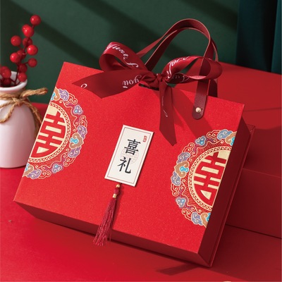 Chinese style marry Candy box Bridesmaid Souvenir  Gift box Spring Festival high-grade Portable Box three-dimensional Flip Gift box gules