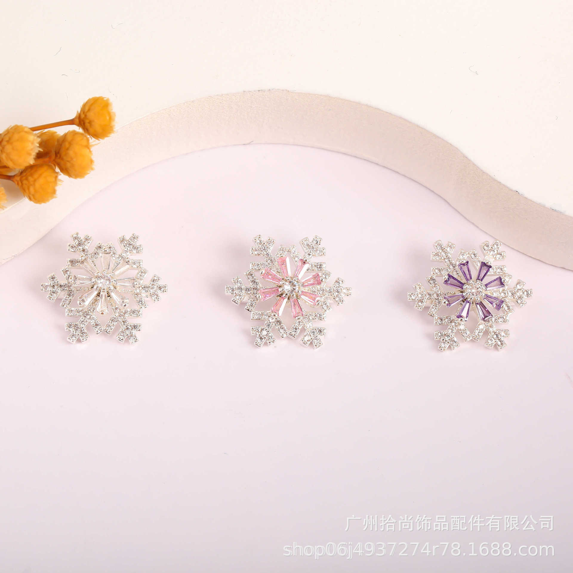 Silver-Plated Copper Inlaid Zircon Rotating Small Snowflake Spacer Bead Brooch Fortune-Telling DIY Beaded Necklace Necklace Accessory