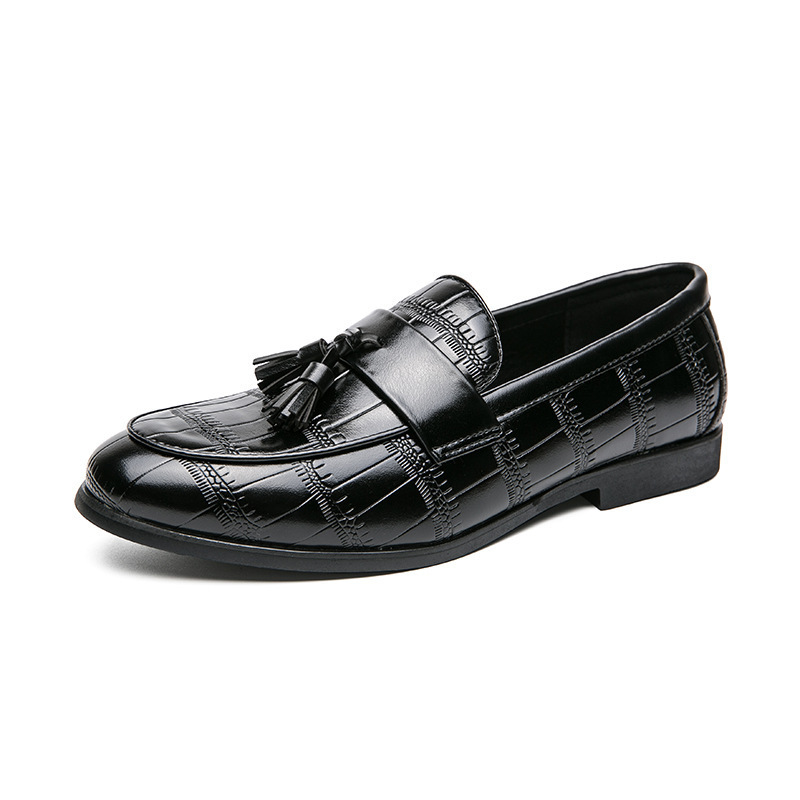 Hombres de tamaño grande con bordas en relieve zapatos de cuero de comercio exterior de tamaño 46 zapatos de hombre 2024 primavera y otoño británicos zapatos de cuero de punta image 6