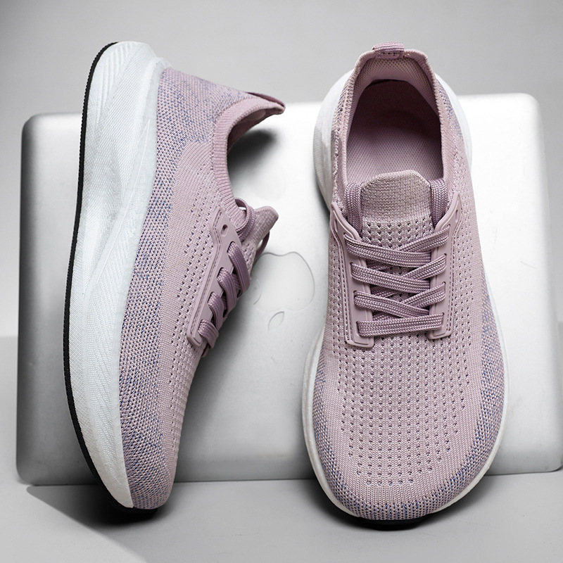 Wholesale wide bolt shoes exported from Germany wide last wide toe…