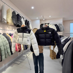 冬の新型84高バージョンのケン豆高腰ジェナと同じ綿服の短いファッションブランドのカジュアルな長袖保温コート