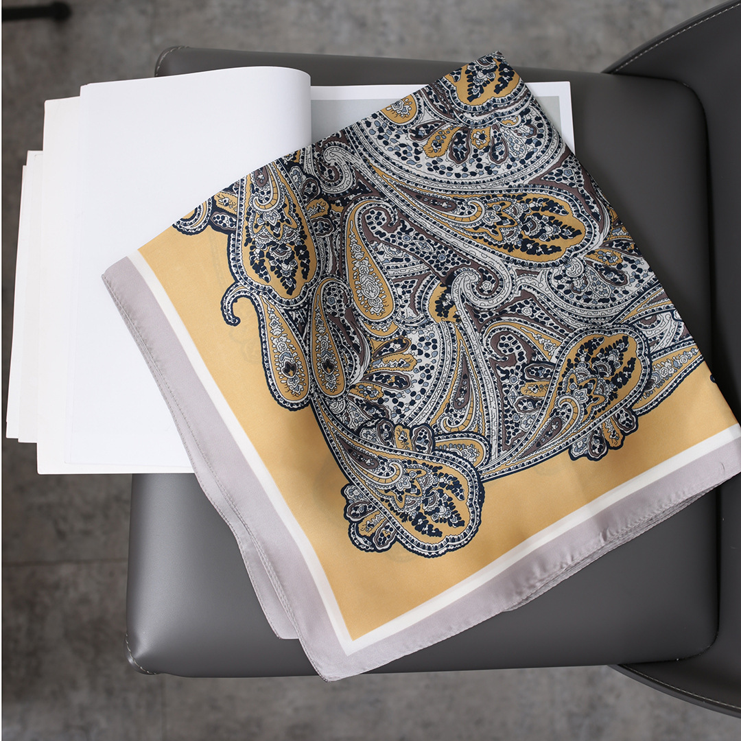 Naikan Classic~Fiore di anacardo quadrato piccolo in seta da donna, protezione per il collo primaverile e autunnale con camicia, abito, sottile_voghion.com