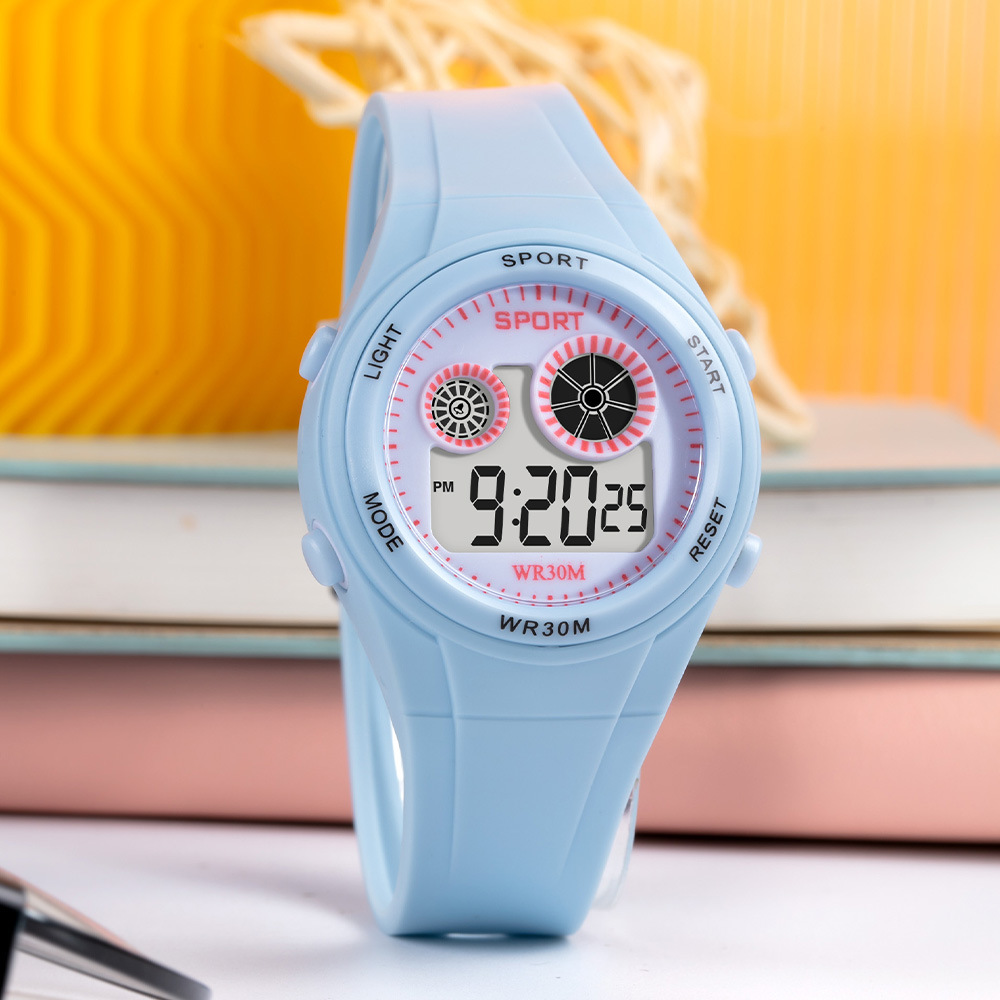 Hombres y mujeres estudiantes de moda deportes al aire libre montañismo reloj electrónico cronógrafo luminoso multifunción impermeable reloj electrónico al por mayor