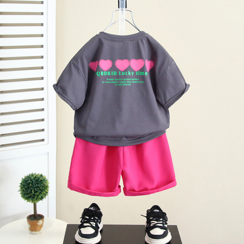 5529 Traje de verano para bebés Traje de dos piezas de manga corta de verano para niños 2025 Nuevo estilo de verano Estilo de media manga de calle frita