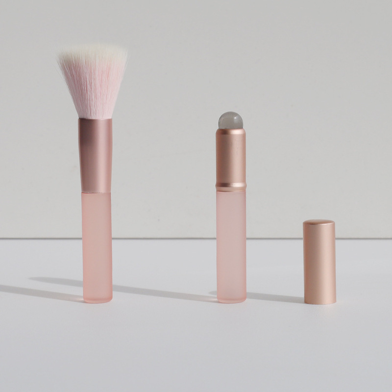 Q elastic lip brush pink new dot color brush with protective cover jelly halo lipstick brush soft wool dot color powder brush