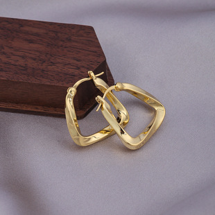 S925�yᘶ��hŮ�p�ݸ߼��ж���OӋ��С�������F�������Ȧ���l