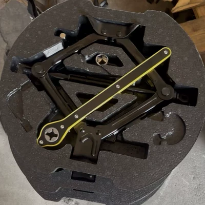 Repair kit foam tool box Spare wheel