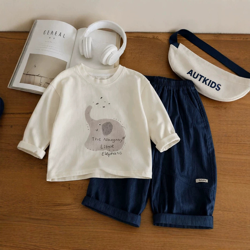 Children's New Autumn Casual Outfit 2026 Boys' Elephant Print T-shirt and Solid Color Casual Pants Fashion Two-Piece Set Children's New Autumn Casual Outfit 2026 Boys' Elephant Print T-shirt and Solid Color Casual Pants Fashion Two-Piece Set
