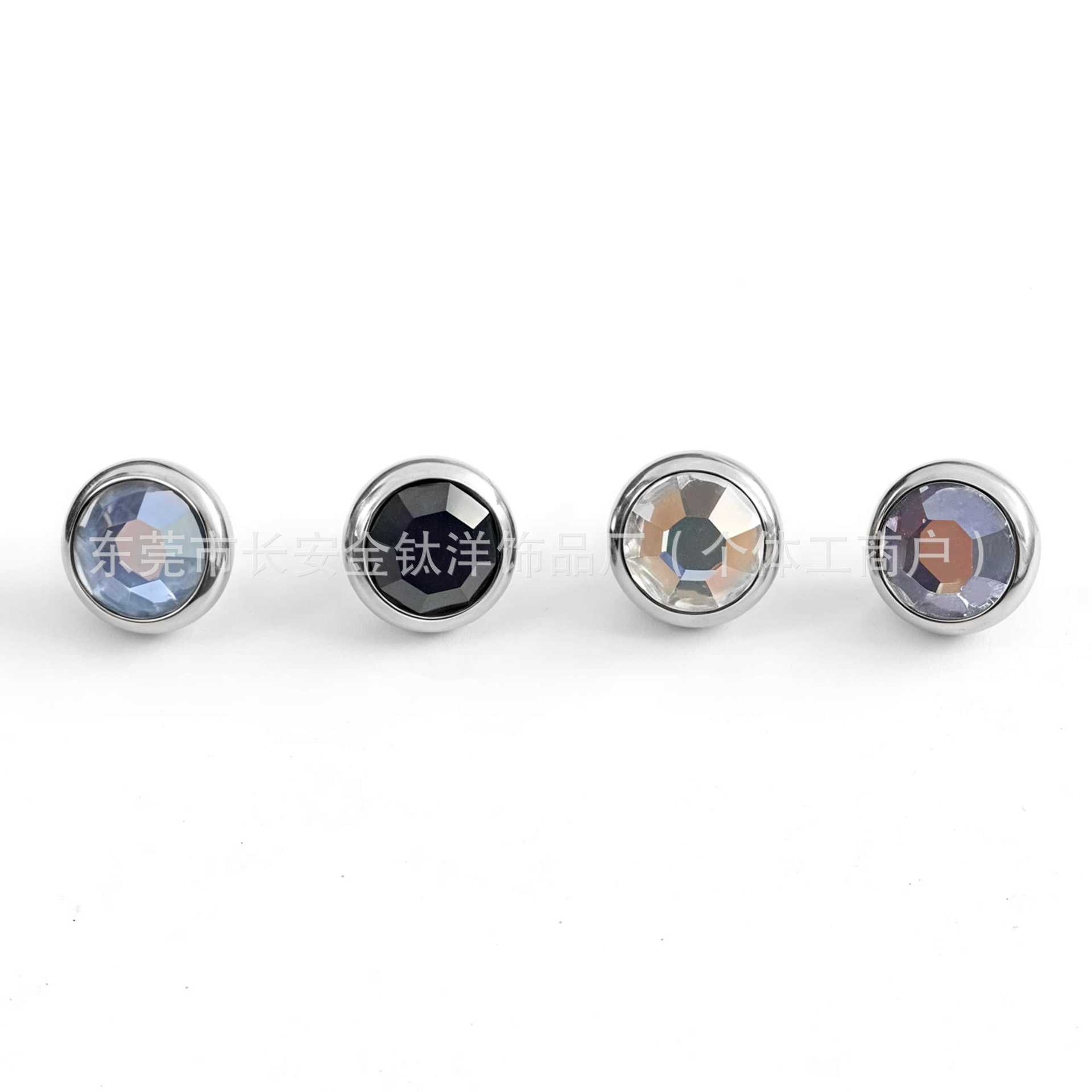 Pointed titanium steel lip stud product view