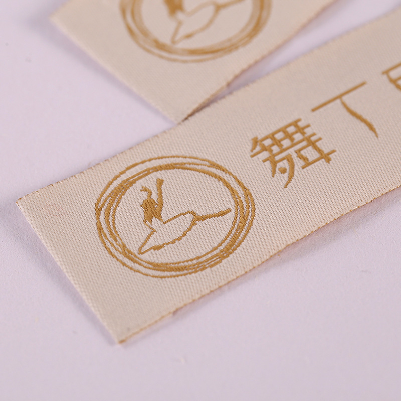 吴伟康