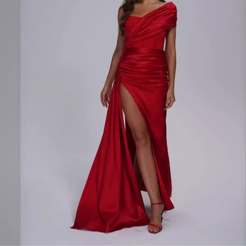 Black Fashionable One-Shoulder Sleeveless Backless Satin Casual Pleated Loose Long Slit Dress Party Dress