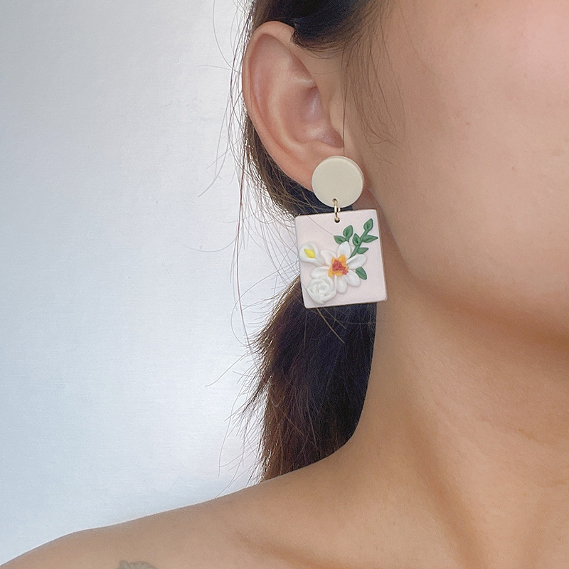 1 Pair Elegant Lady Sweet Geometric Flower Soft Clay Drop Earrings display picture 4