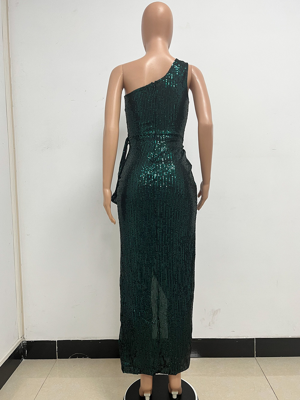 357g Weight Maxi Long Dress Dress Length Type Sleeveless Sleeve Length Sheath Dress Dresses Type Spandex, Polyester Fabric Type High Waist Waist Line Holiday, Daily Occasion Oblique collar Neckline Slim Fit Type Solid Color Pattern Summer Season Women's Gender Elegant, Sexy Style Wholesale Women's Elegant Sexy Solid Color Holiday Daily Oblique Collar Sleeveless Sheath Dress 103