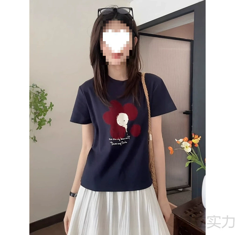 Женская футболка с цветочным граффити-принтом, скрытый цвет, правое плечо, короткий рукав, новый стиль 2025, универсальный летний красивый топ