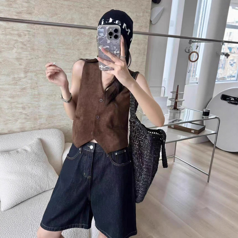 2025 New Suede Vest Women's Short Autum Sleeveless Vest Vest Vest Jacket Fashionable and Versatile