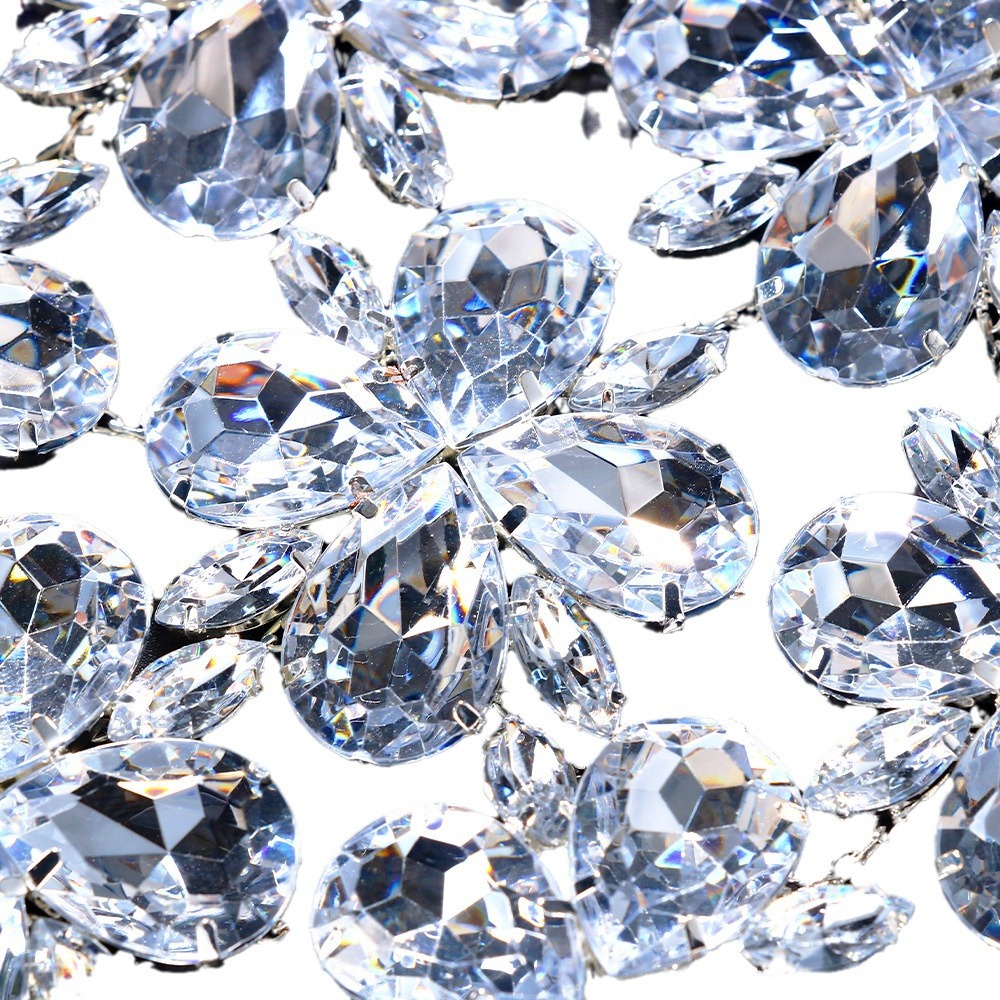 Cruzar la frontera nueva cadena del pecho de diamantes de imitación de Europa y América sexy exagerada flor Halter cuerpo de la cadena de la joyería de la cadena del cuerpo