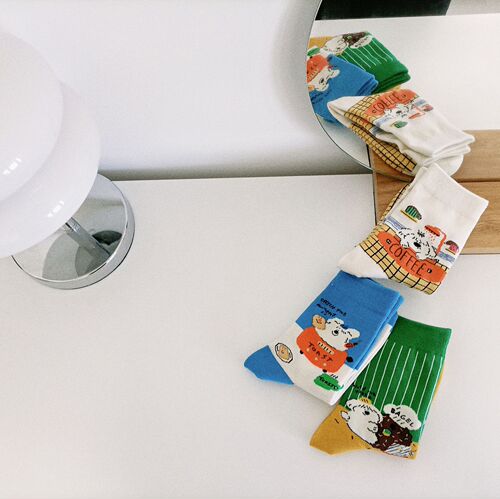 New autumn and winter cartoon creative puppy mid-calf socks cute Japanese plaid cotton socks for women Korean ins striped socks