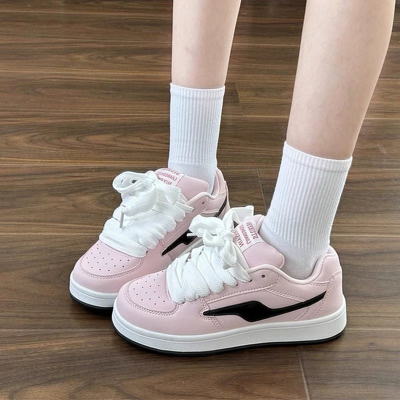 2026 verano nuevo adelgazamiento casual versátil zapatos deportivos retrógrados estadounidenses letras azules suela zapatos de color único
