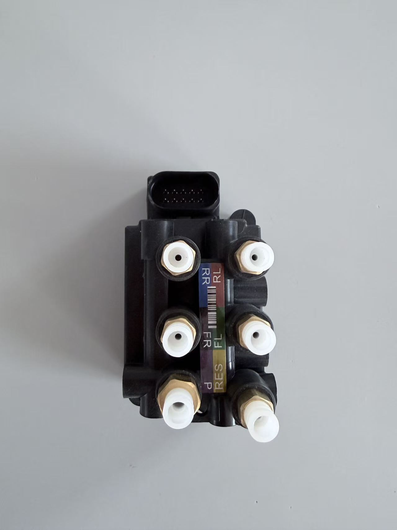4725530110 distribution valve is suitable for BMW G11G12 shock absorber valve 37206884682, sourced from the original manufacturer