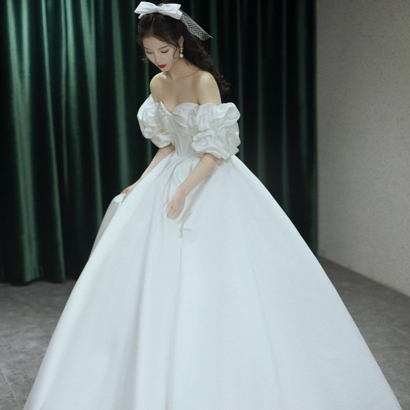 Spring wedding dress