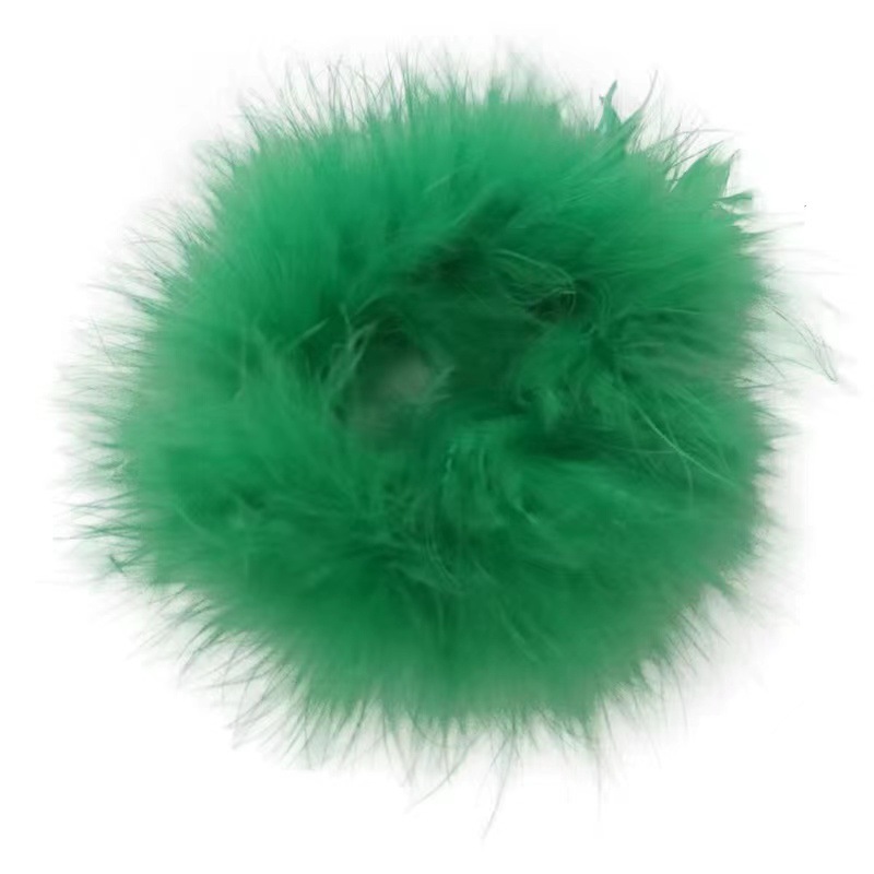 보통 녹색 깃털 팻 링