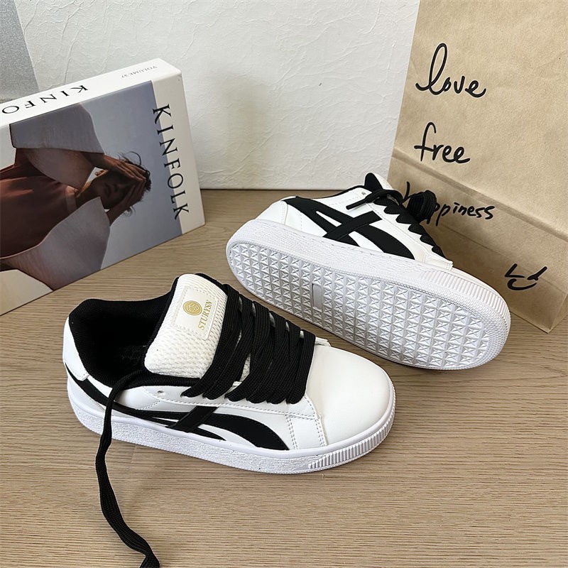 Nuevos mocasines retro grisáceos de suela gruesa estilo nicho 2026, tendencia nacional, estilo chino, zapatos de skate de estilo urbano para estudiantes, para hombre