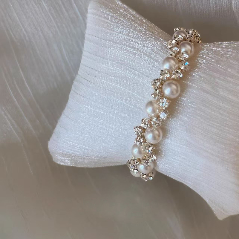 French-Style Elegant Irregular Woven Bead and Sparkling Diamond Bracelet for Women, High-Value Fashion Accessory, 2025 New Model
