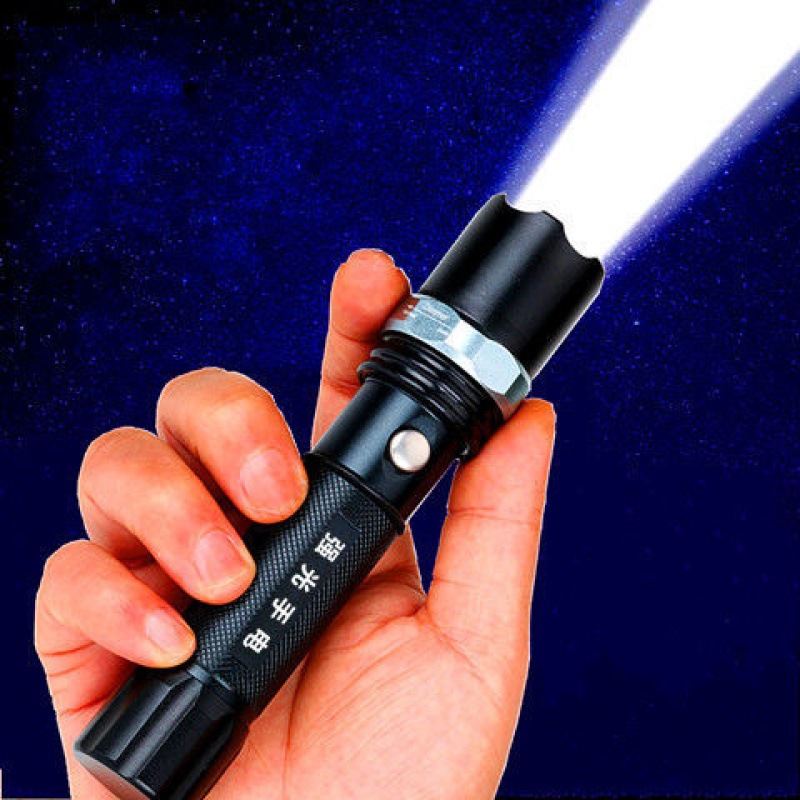 Flashlight The special arms Self-defense Strong light Flashlight LED charge Zoom Long shot 500 outdoors Riding household Hand lamp