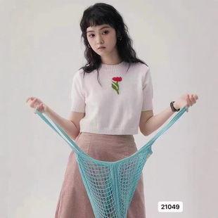2025 New Summer Ready-Made Knitted Women's Korean Style Ins Style Round Neck Small Flower Soft Waxy Short-Sleeved Tops for Women