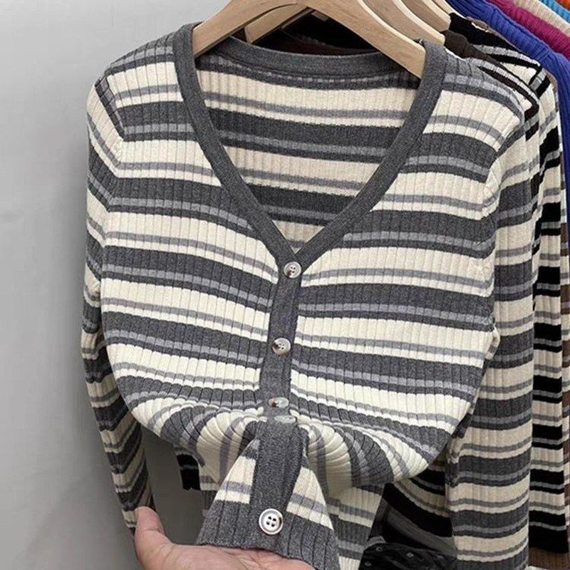 K Soft And Thin Short-sleeved V-neck Striped Sweater For Women; Can Be Worn As A Cardigan Or As A Base Layer_voghion.com