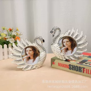 白天鹅镶钻金属相框,礼品相框.儿童相框.免费洗相片