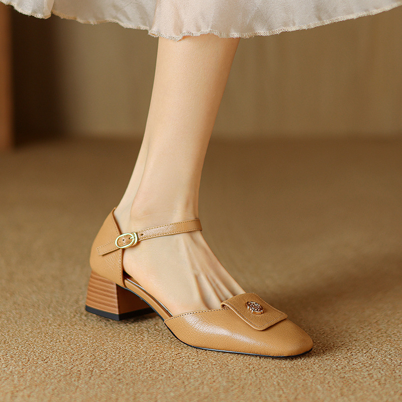 Sandal nữ quai ngang mũi bao da cừu cao cấp, gót vuông ổn định — Màu trắng be chi tiết 19