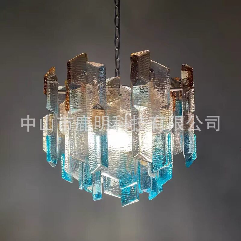 Medieval-style French retro bedroom, hallway, cloakroom, dining room, study, and bar with glass icicle-shaped pendant lights Medieval-style French retro bedroom, hallway, cloakroom, dining room, study, and bar with glass icicle-shaped pendant lights