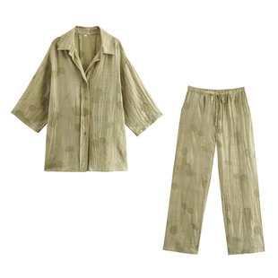 �W��Ů�b�ļ����I�����Ứ�����r������+ ����ֱͲ���e�Lѝ���b