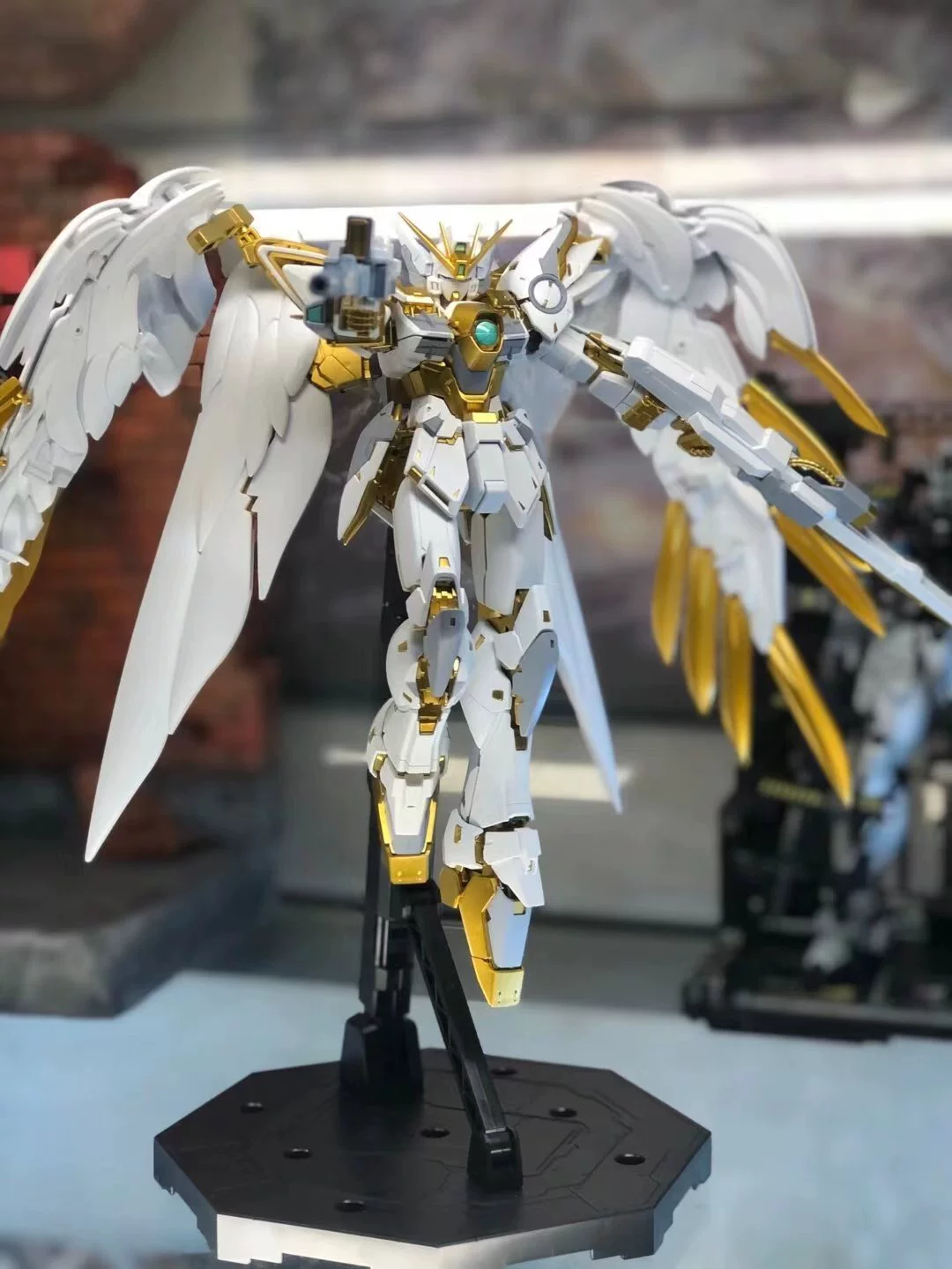 Модифицированный мех Three Kingdoms Bai Qi Cao Ren Ao Bing Gundam Blind Blind MG Destiny Seven Sword Flying Wing Boys Dotted Toys